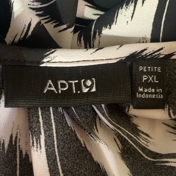 ⭐️Apt. 9 Blouse SZ - XLP - Picture 4 of 5
